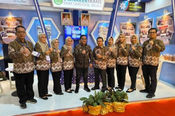 Lewat SIAPkerja, Pemerintah Hadirkan Program Magang Bergaji untuk Lulusan Baru